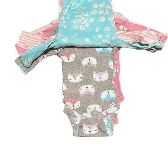 Gerber 5 pc. Long Sleeve Onesies Set​​​​​​ - Picture 3 of 7